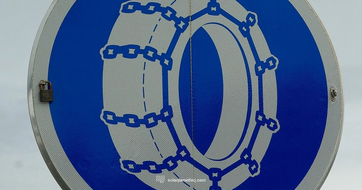 Snow on Panels Snow on Panels - Solar Panel FAQ